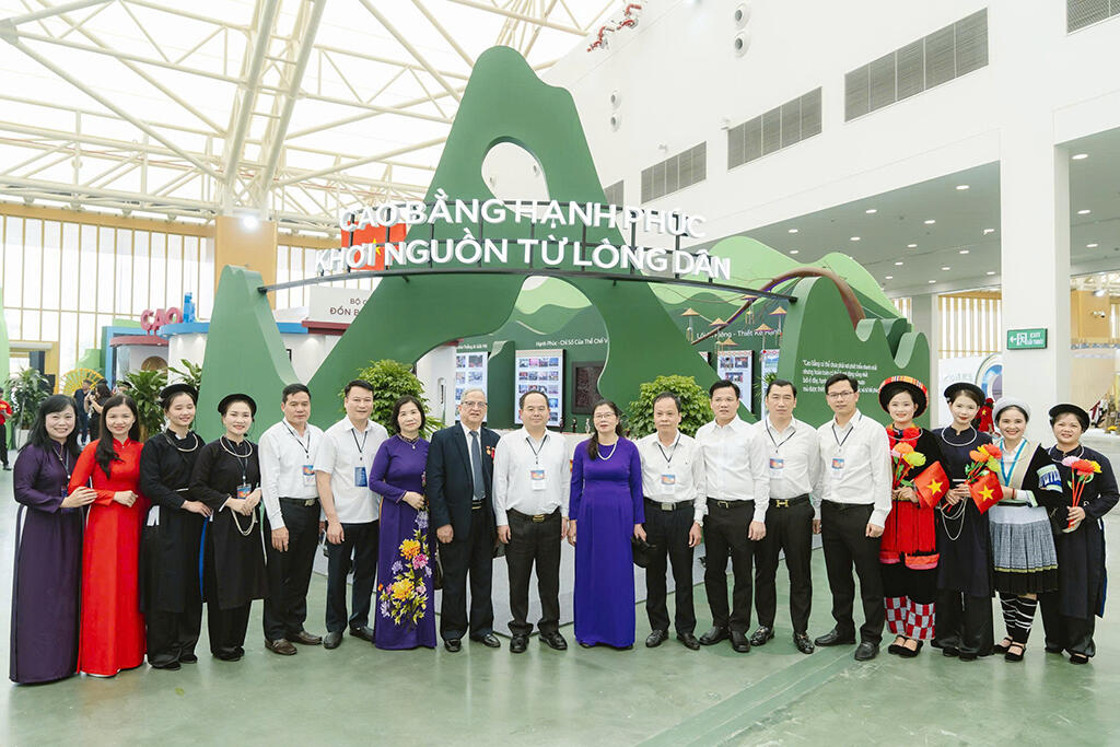 Cao Bằng tham gia triển lãm 80 năm thành tựu đất nước