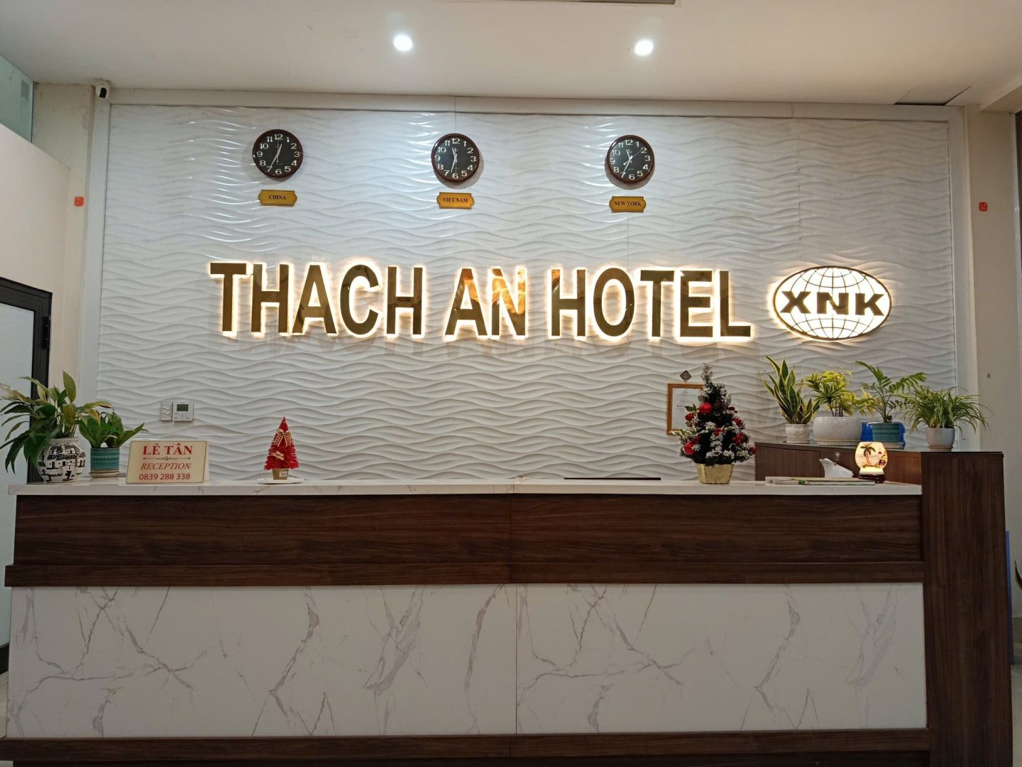 Khách sạn Thạch An