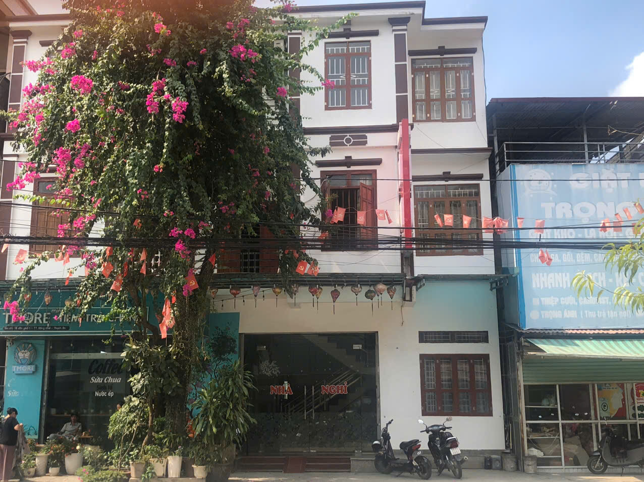 Nhà nghỉ Yến Oanh