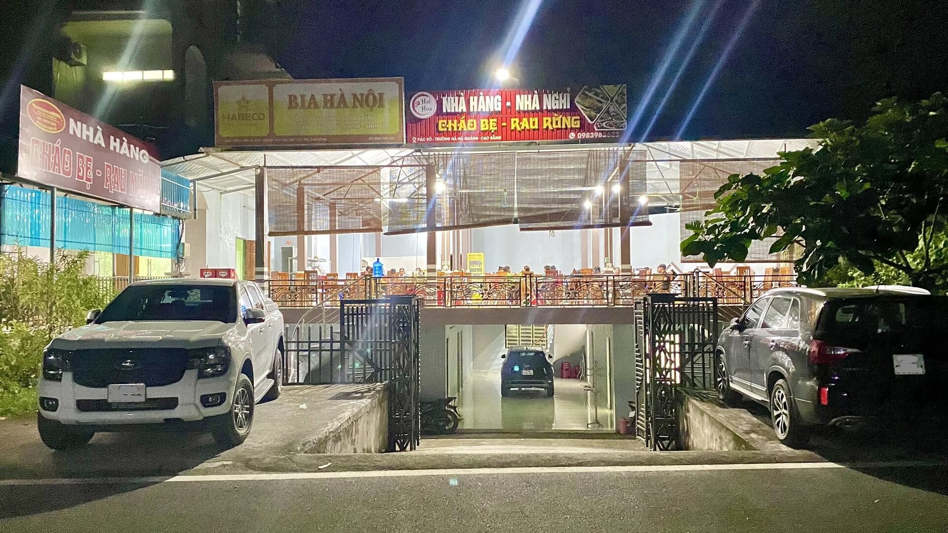 nhà hàng Hai Hoa