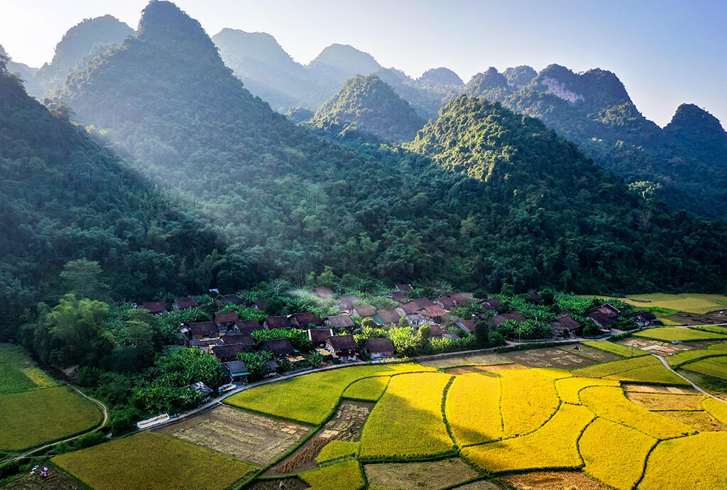 Bản Giuồng