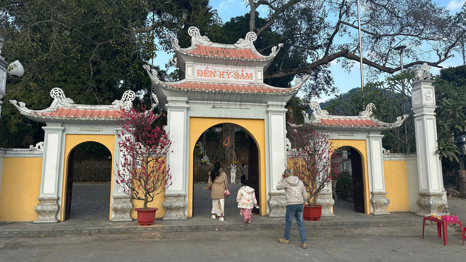 Đền Kỳ Sầm