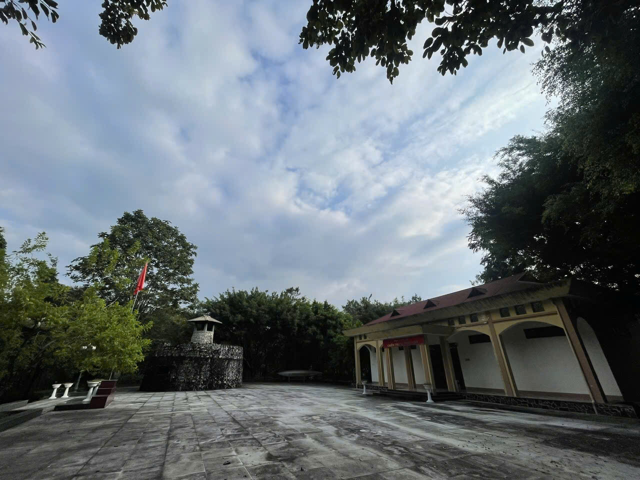 Hình ảnh cảnh báo 2