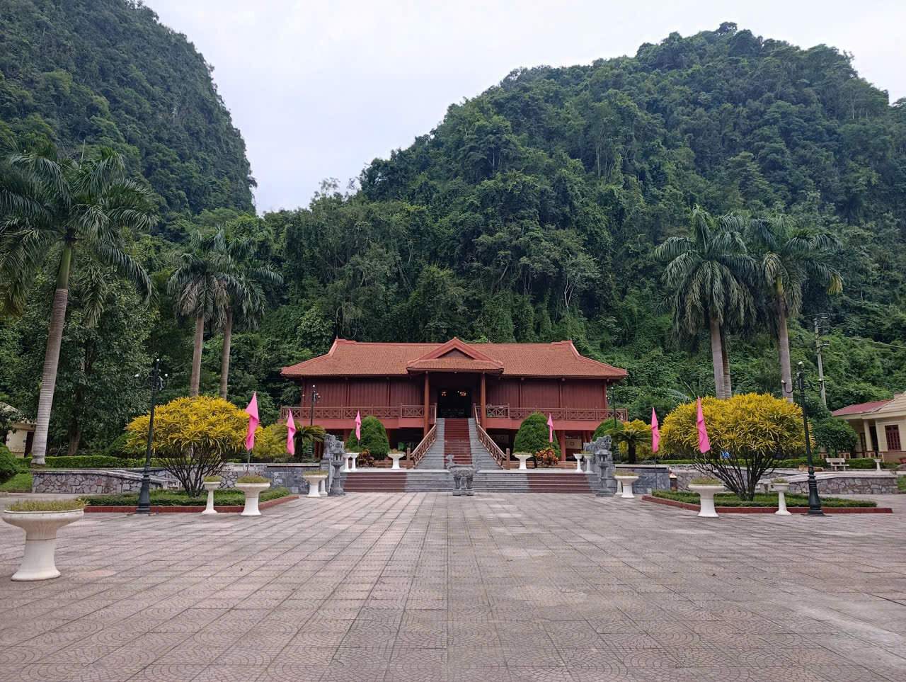 Hình ảnh cảnh báo 4
