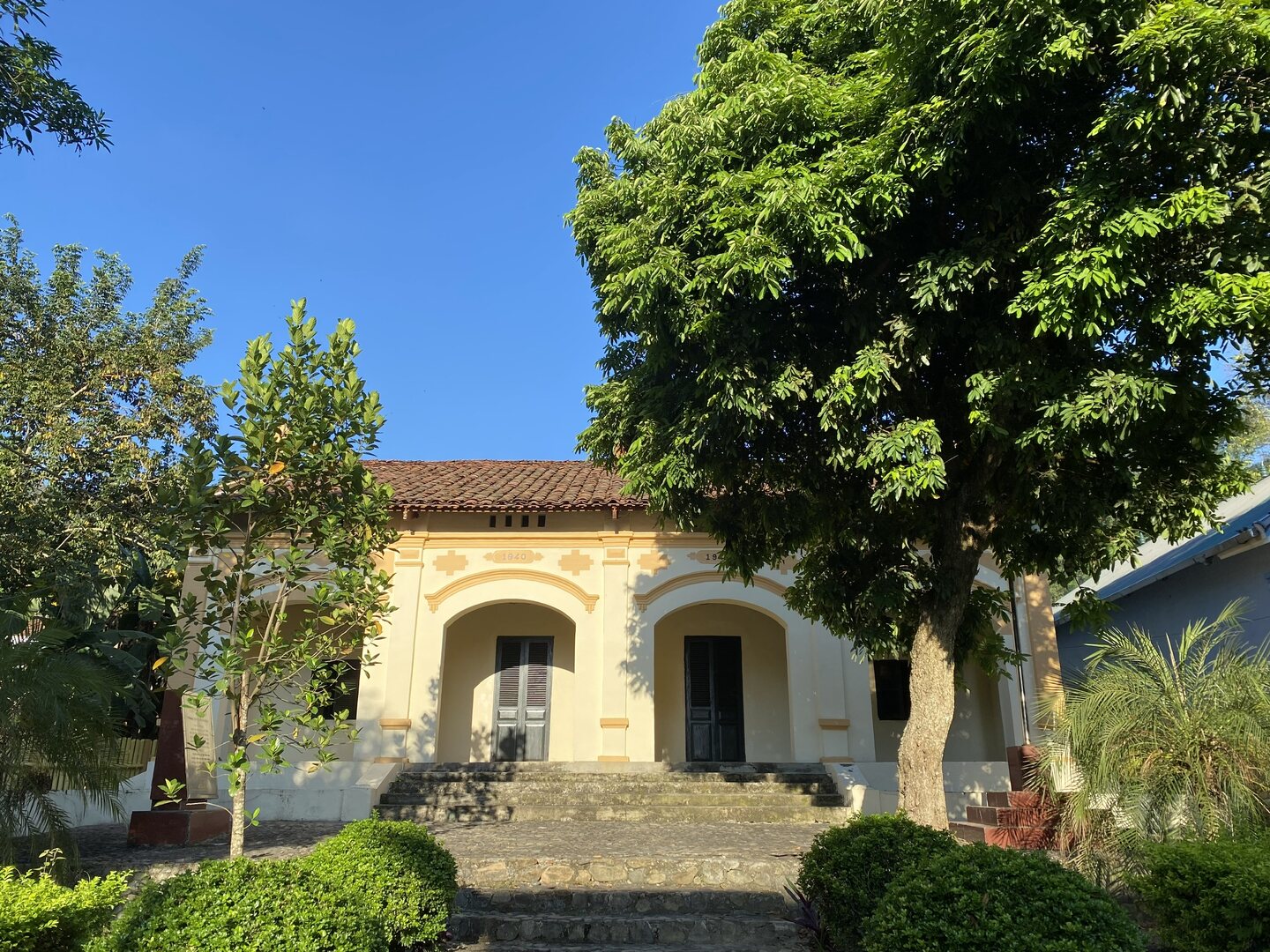 Hình ảnh cảnh báo 2