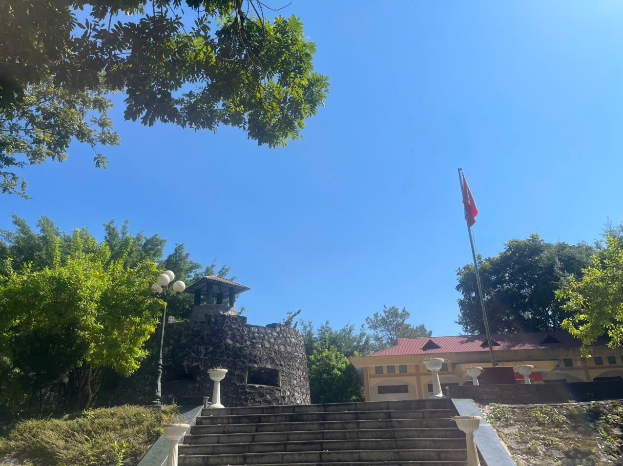 Hình ảnh cảnh báo 3