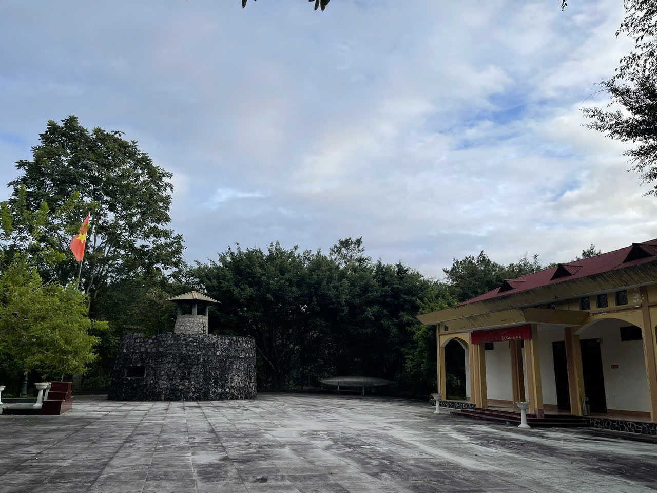 Hình ảnh cảnh báo 3