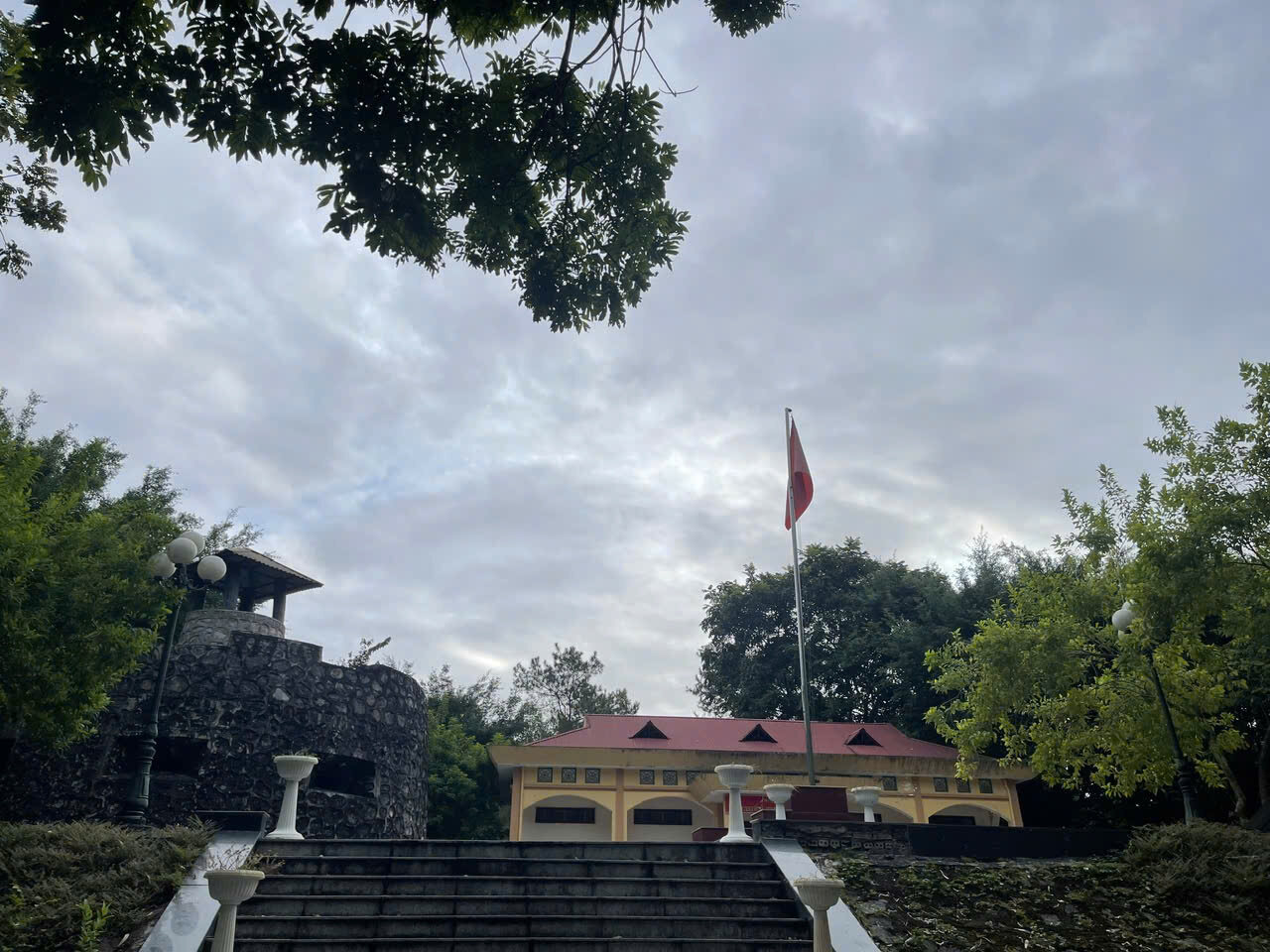 Hình ảnh cảnh báo 4