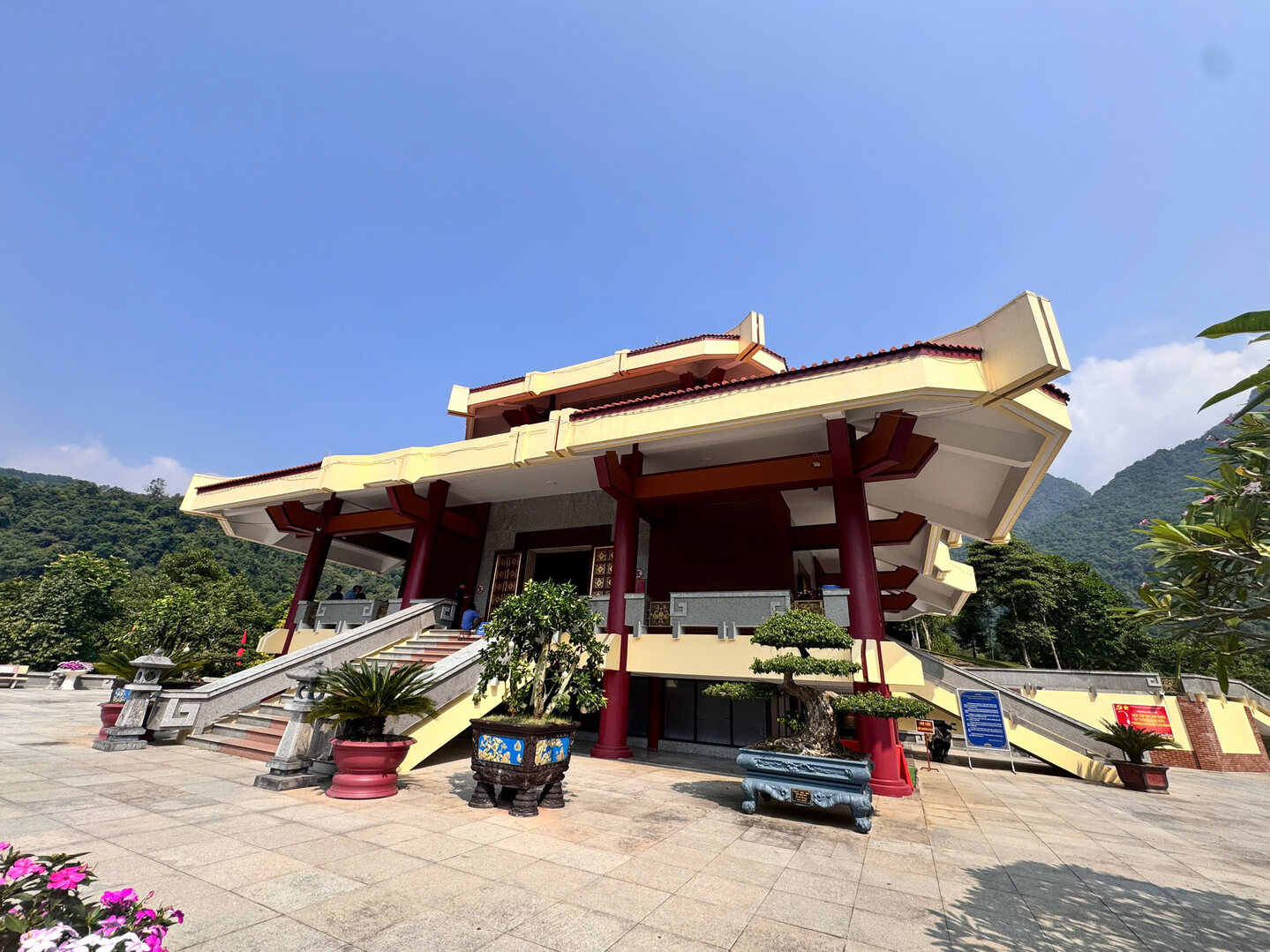 Hình ảnh cảnh báo 2