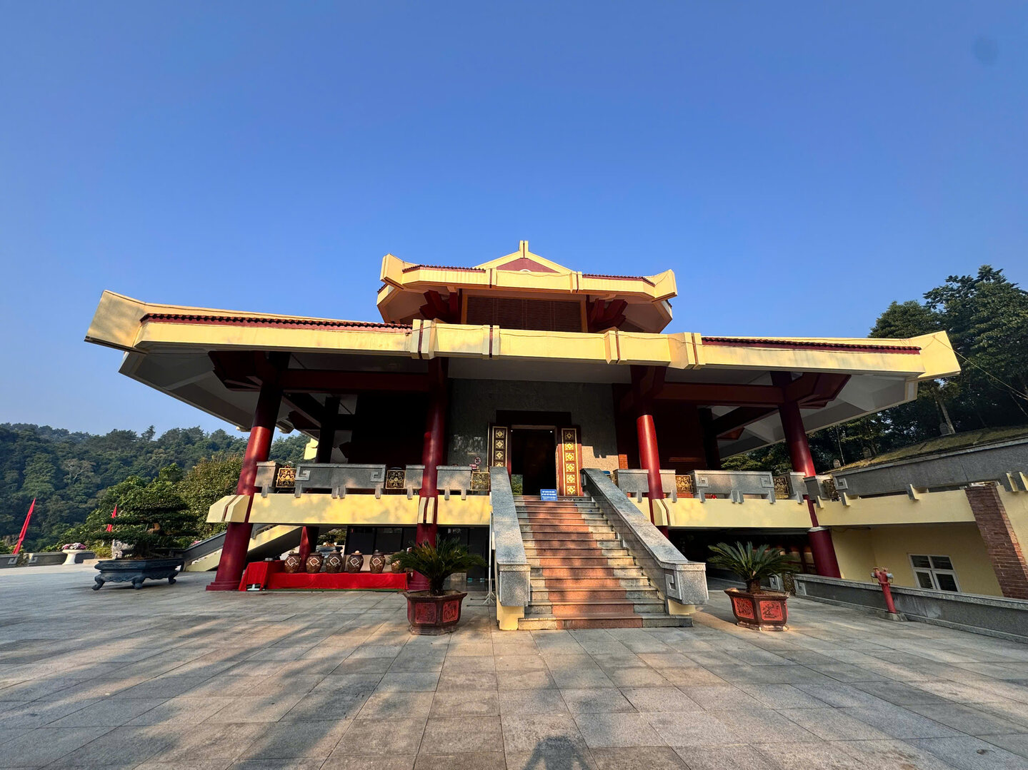Hình ảnh cảnh báo 2