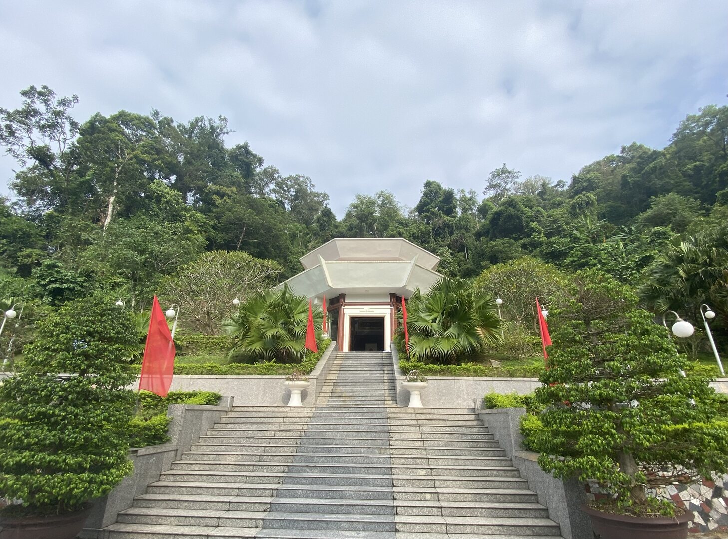 Hình ảnh cảnh báo 8